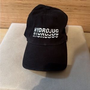 Hydrojug hat